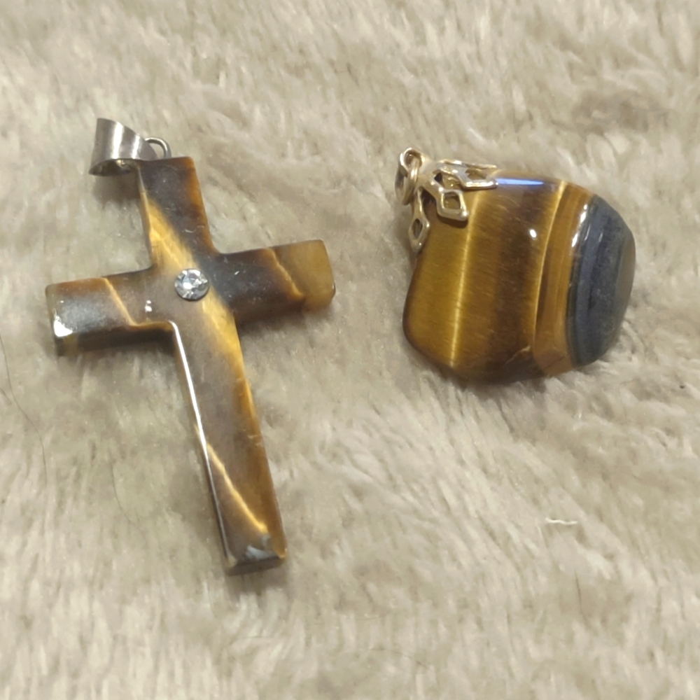 Tiger-eye pendants (2)